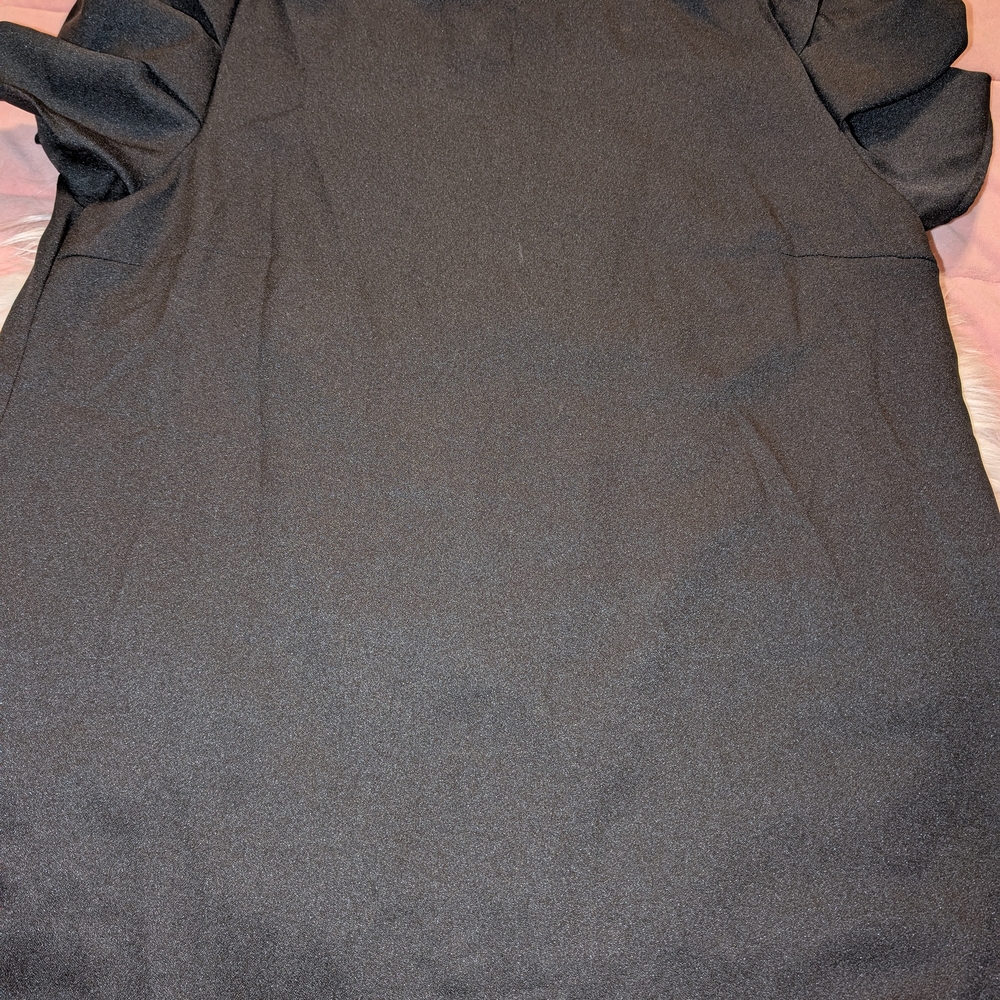 SHEIN Classic Black Top